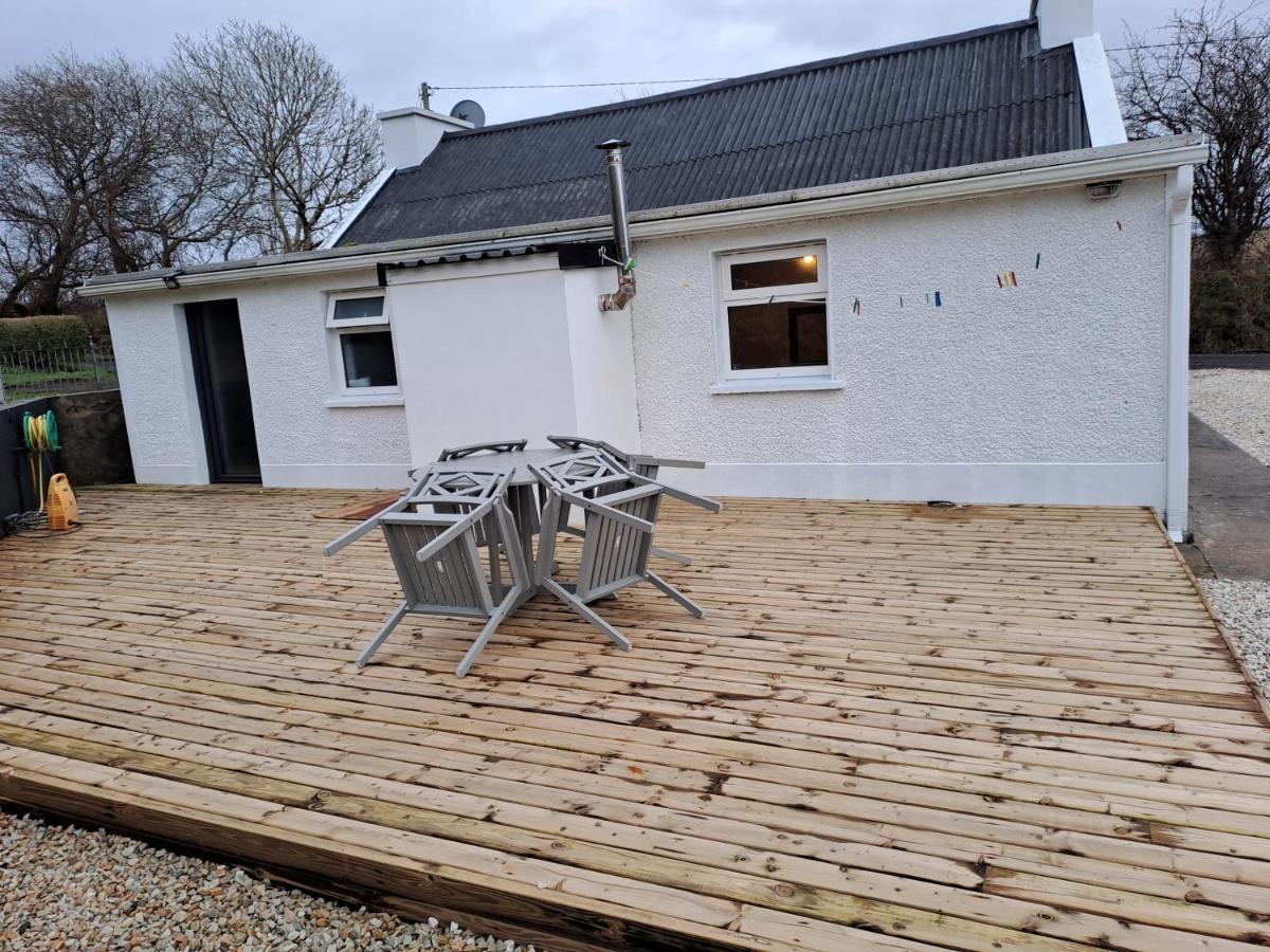 Blaneys Coastal Cottage Mountcharles Esterno foto