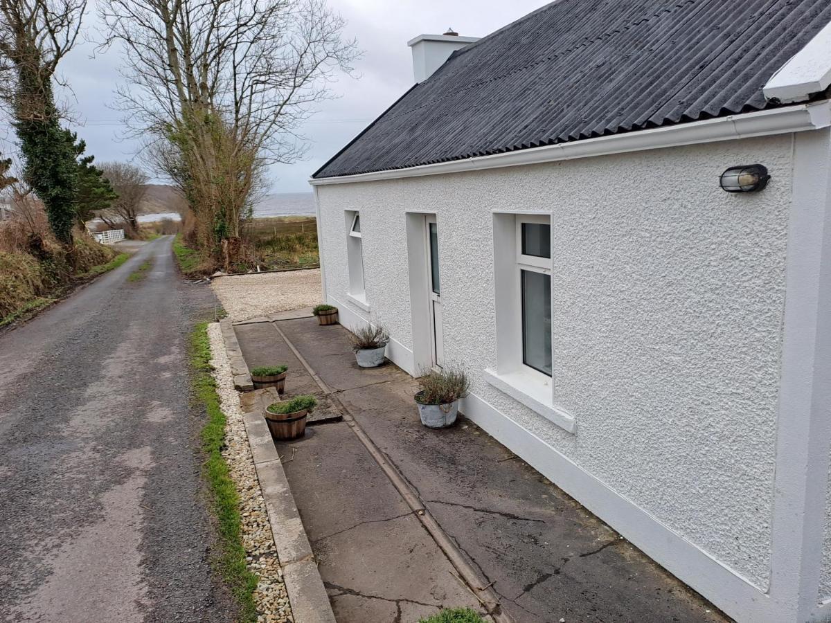 Blaneys Coastal Cottage Mountcharles Esterno foto