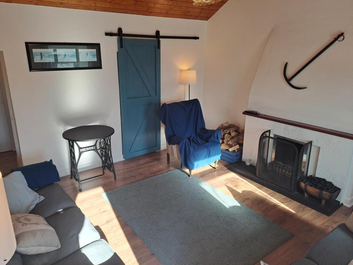 Blaneys Coastal Cottage Mountcharles Esterno foto